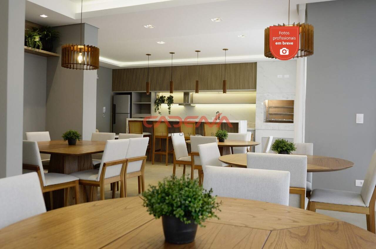 Apartamento à venda no Mercês:
