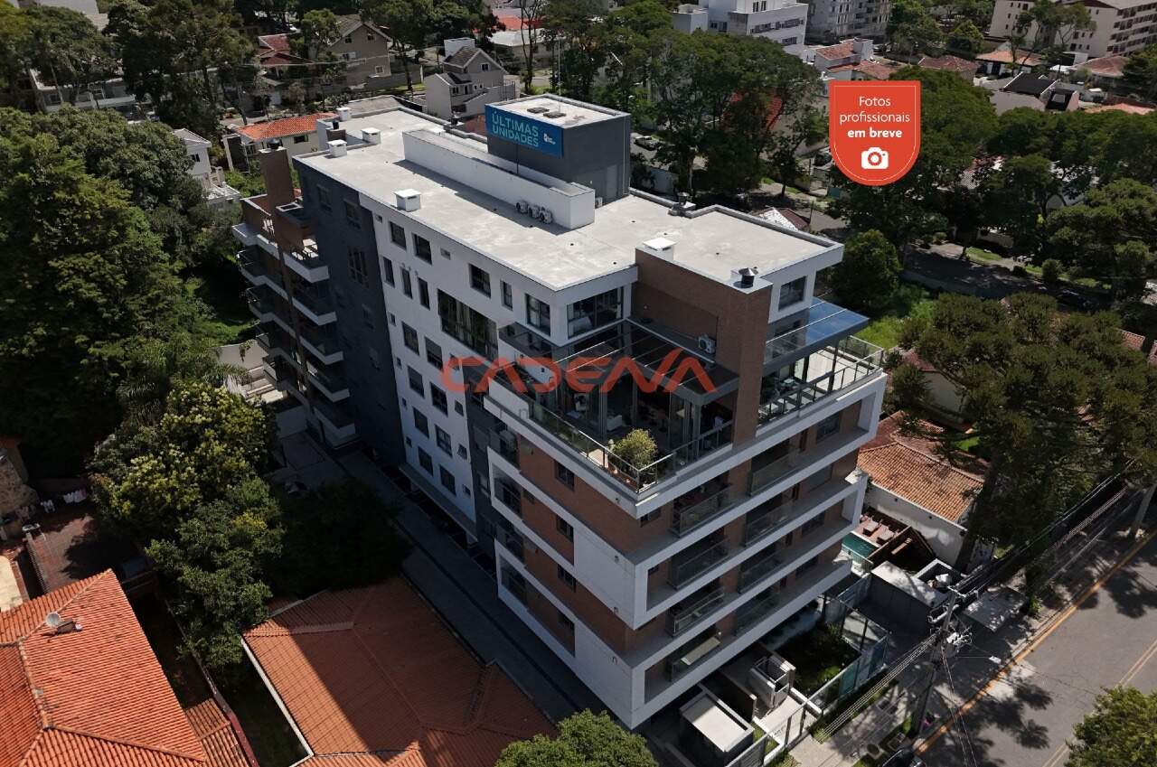 Apartamento à venda no Mercês: