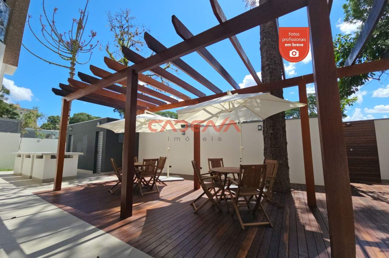 Apartamento à venda no Mercês: