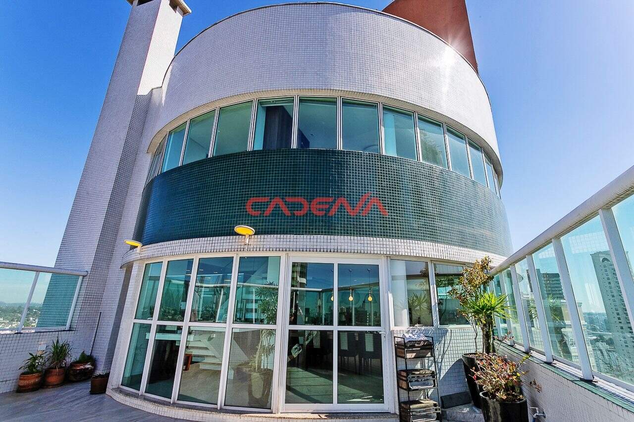 Cobertura à venda no Ecoville: 