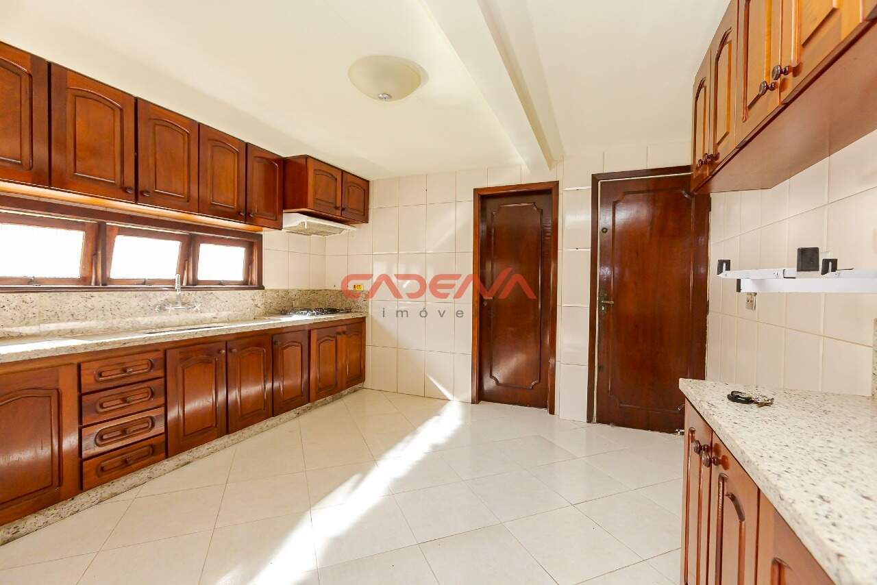 Casa para aluguel no Santa Quitéria: 