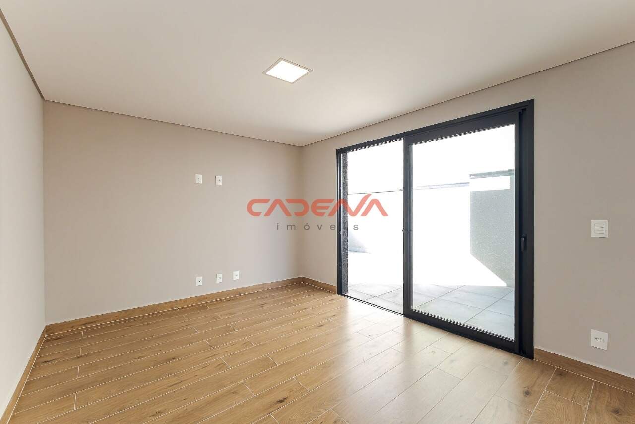 Casa em condomínio fechado à venda no Pinheirinho: 
