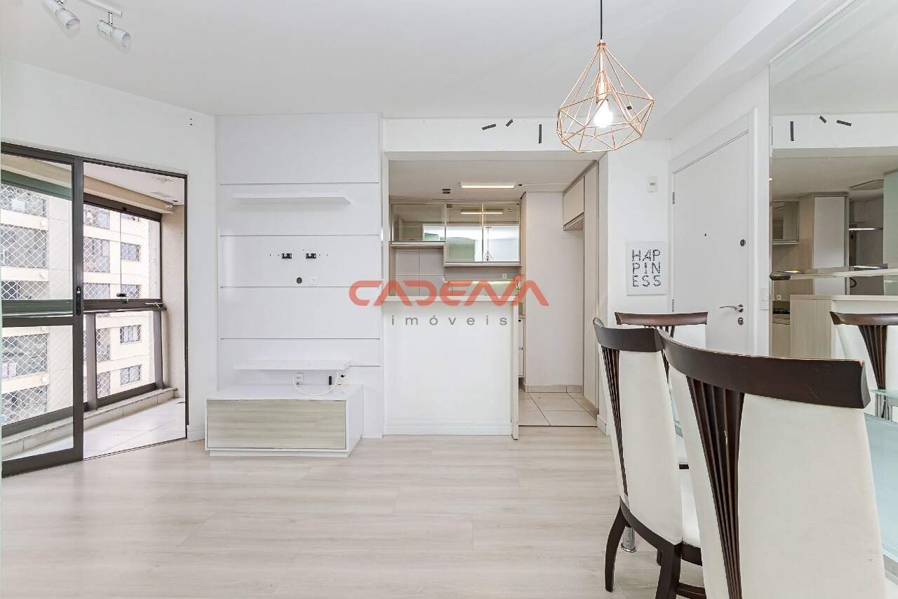 Apartamento para aluguel no Capão Raso: 