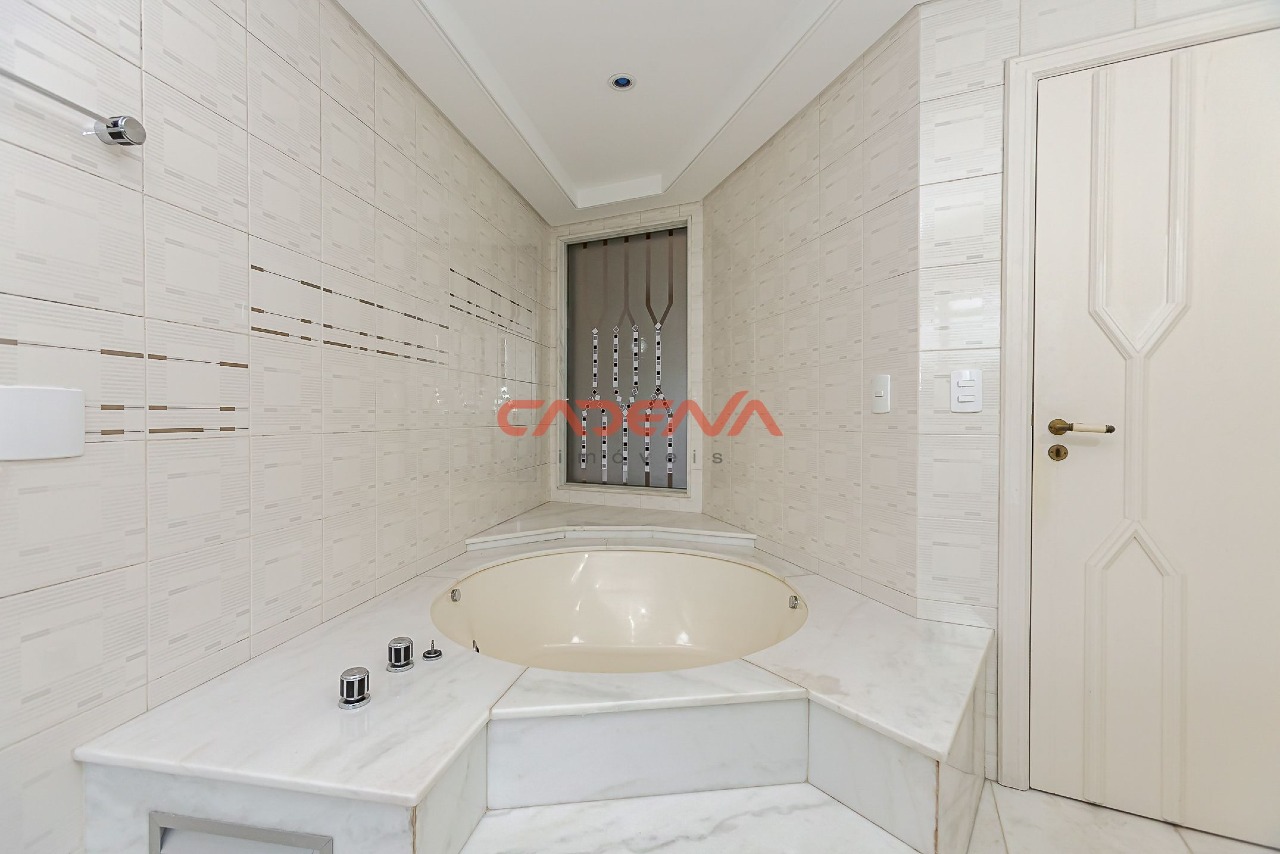 Apartamento para aluguel no Água Verde: 