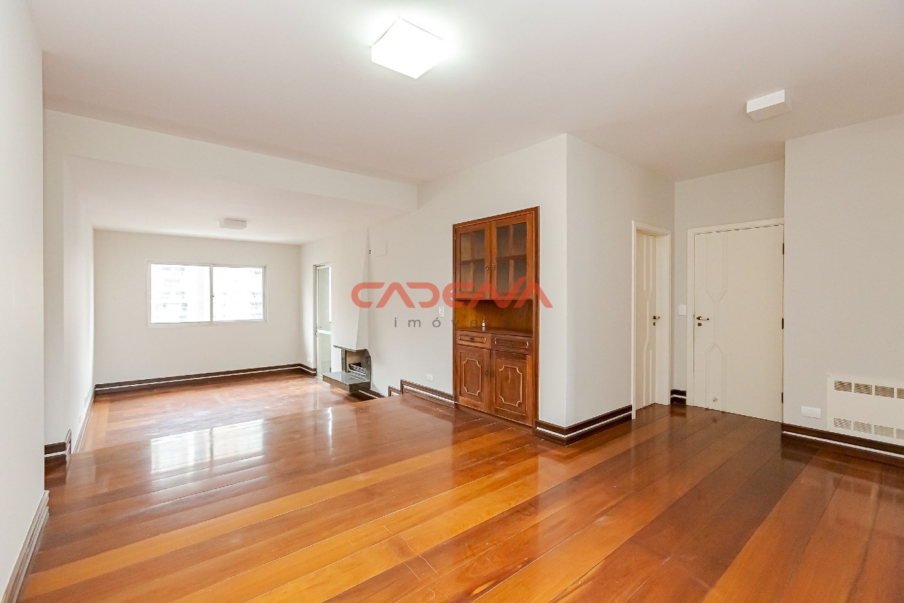 Apartamento para aluguel no Água Verde: 