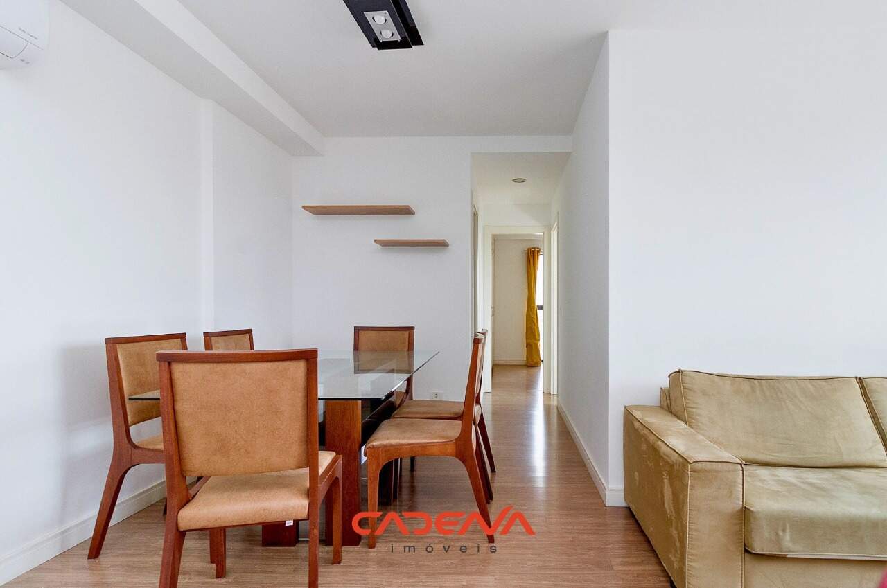 Apartamento para aluguel no Juvevê: 