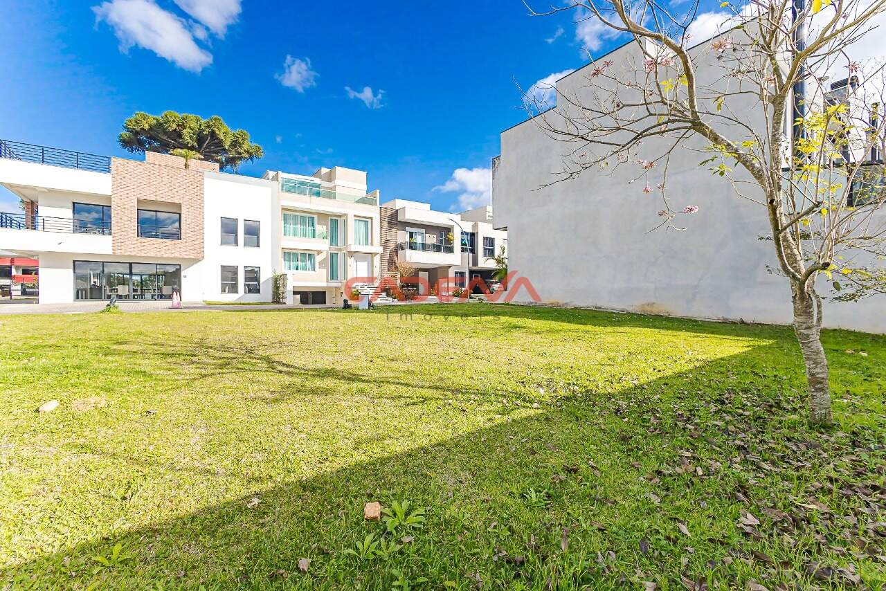 Lote à venda no Pinheirinho: