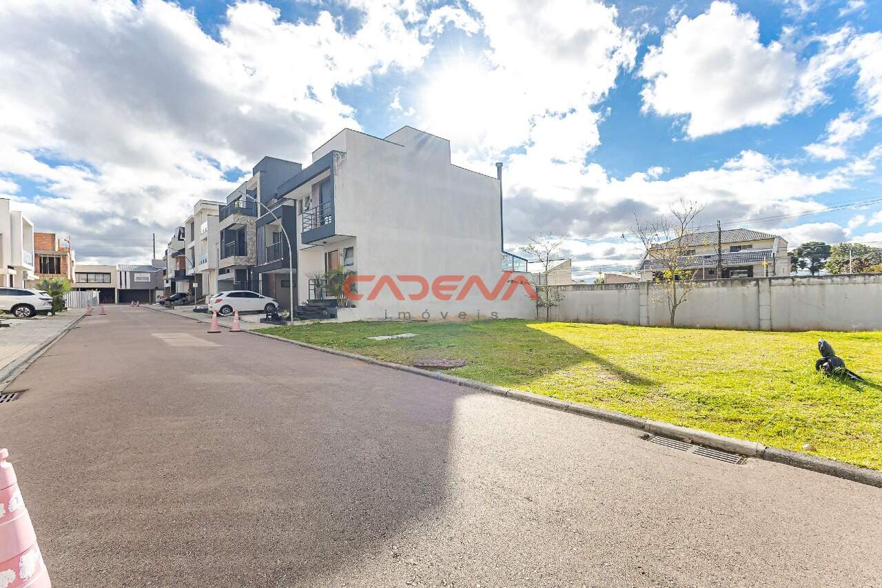 Lote à venda no Pinheirinho: