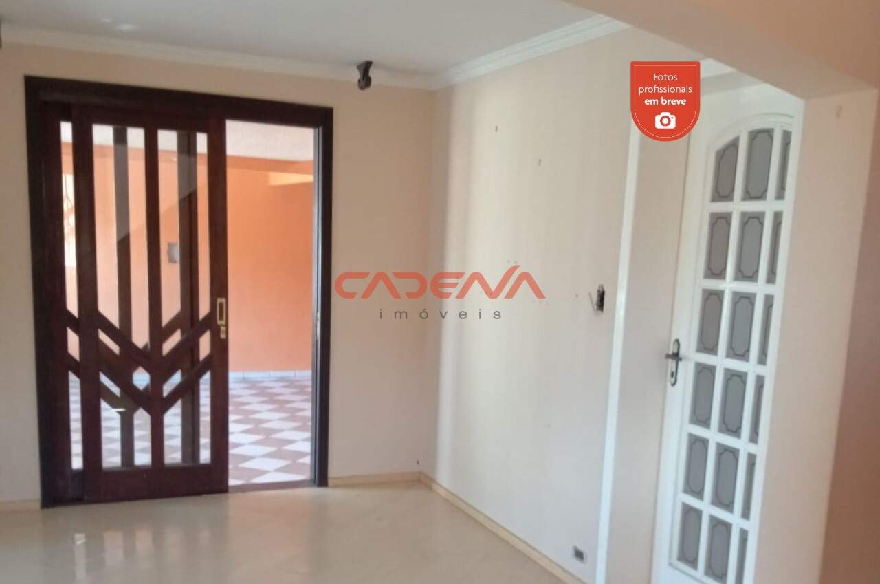 Casa à venda no Capão Raso: 