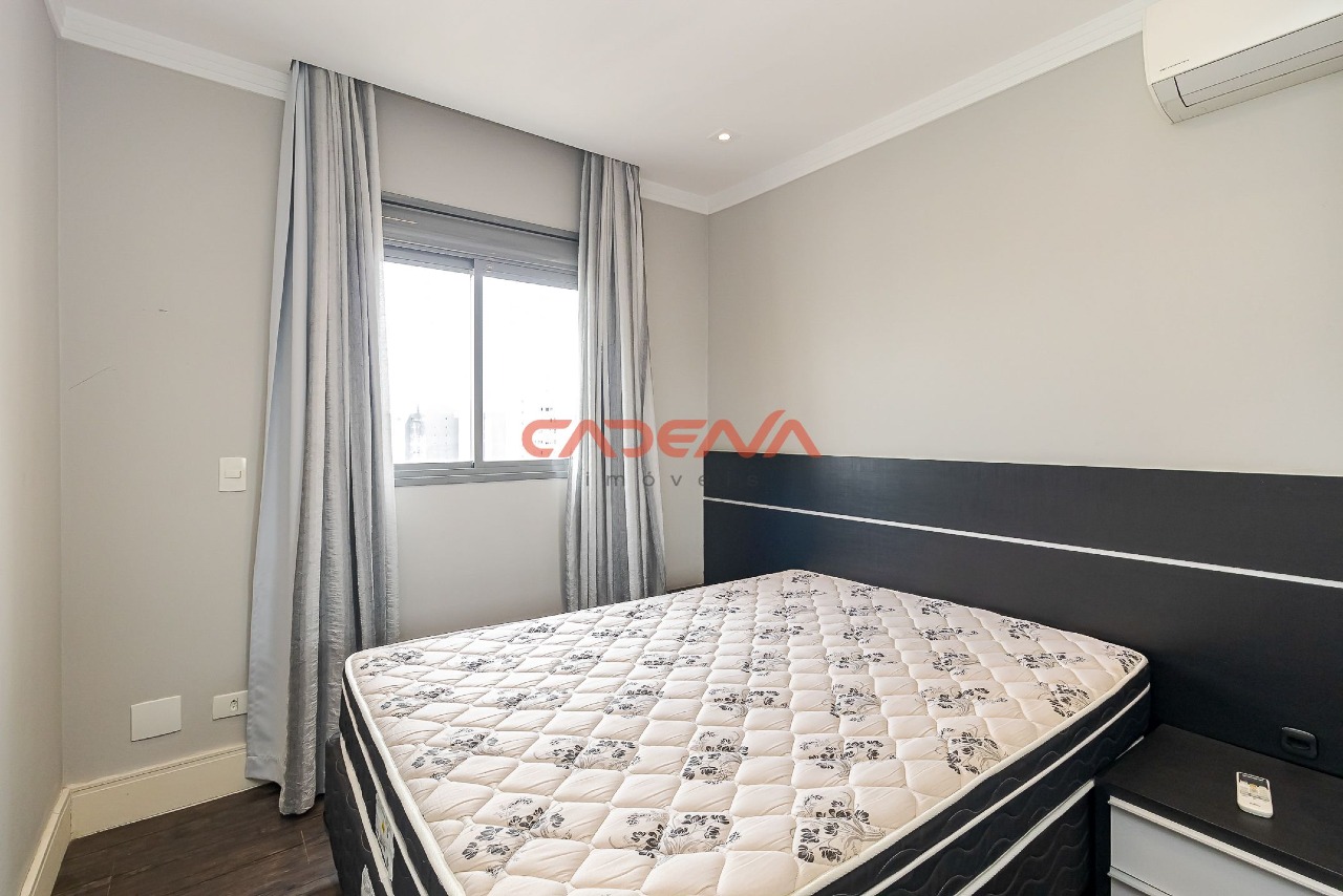 Apartamento para aluguel no Batel: 