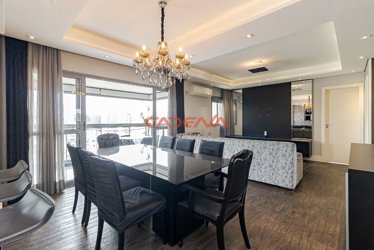 Apartamento para aluguel no Batel: 