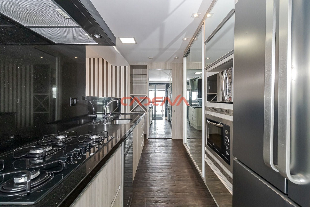 Apartamento para aluguel no Batel: 
