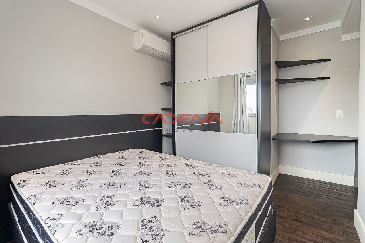 Apartamento para aluguel no Batel: 