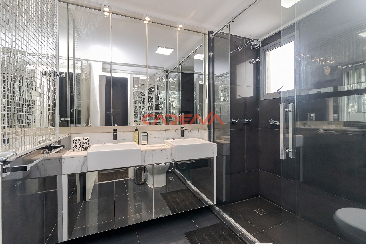 Apartamento para aluguel no Batel: 
