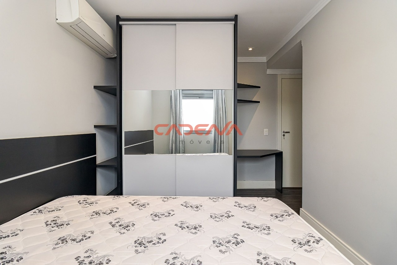 Apartamento para aluguel no Batel: 