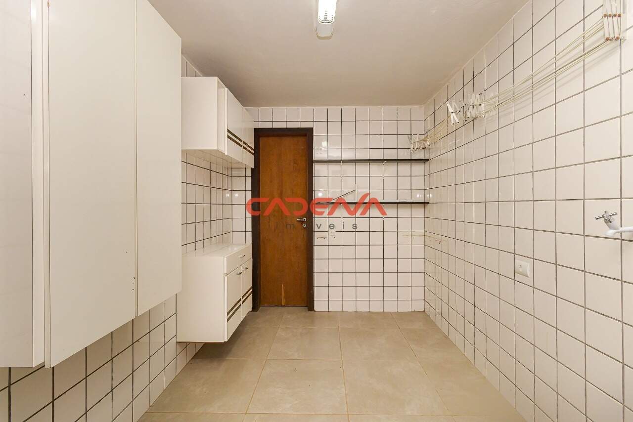 Casa à venda no Campina do Siqueira: 