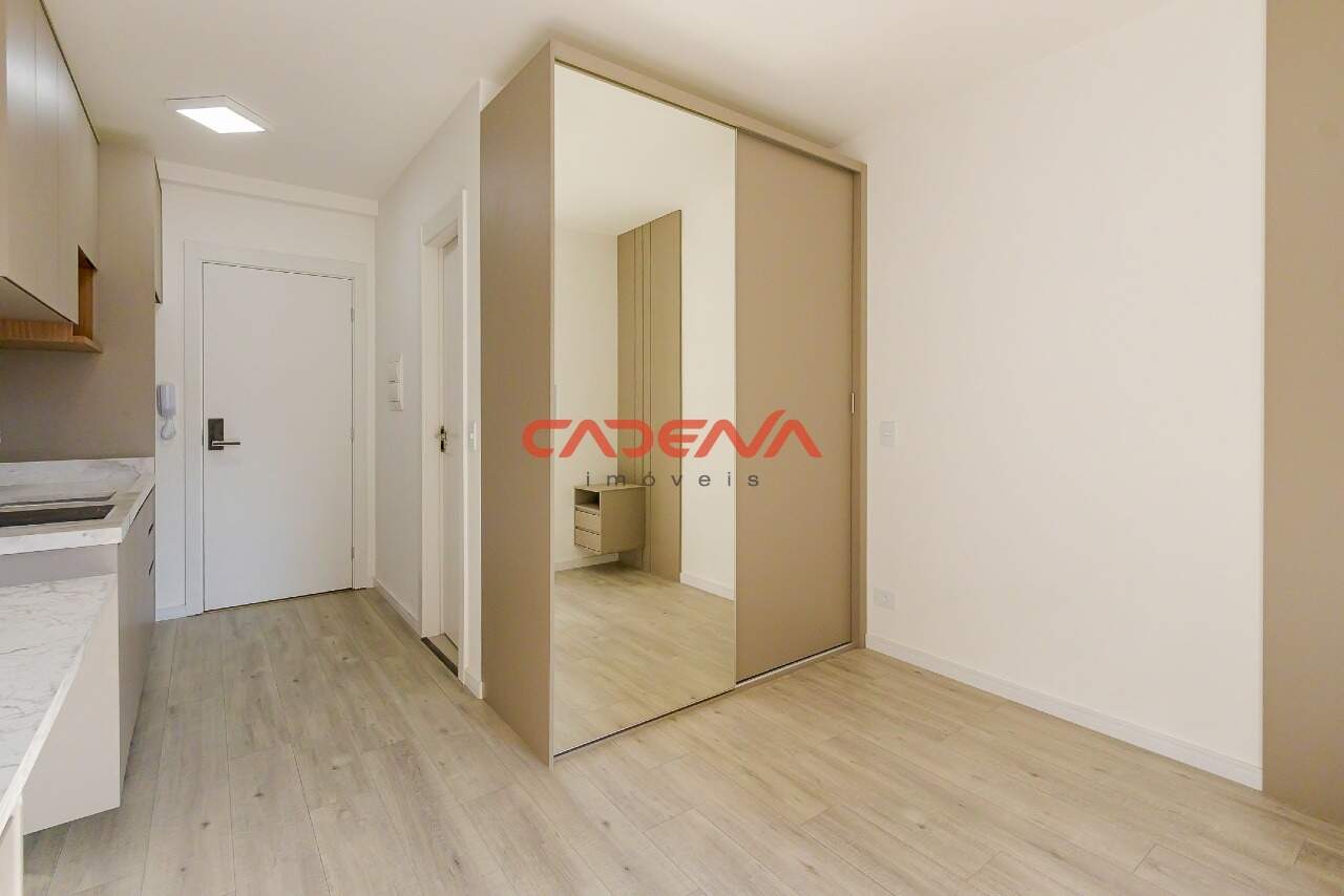 Studio para aluguel no Batel: 