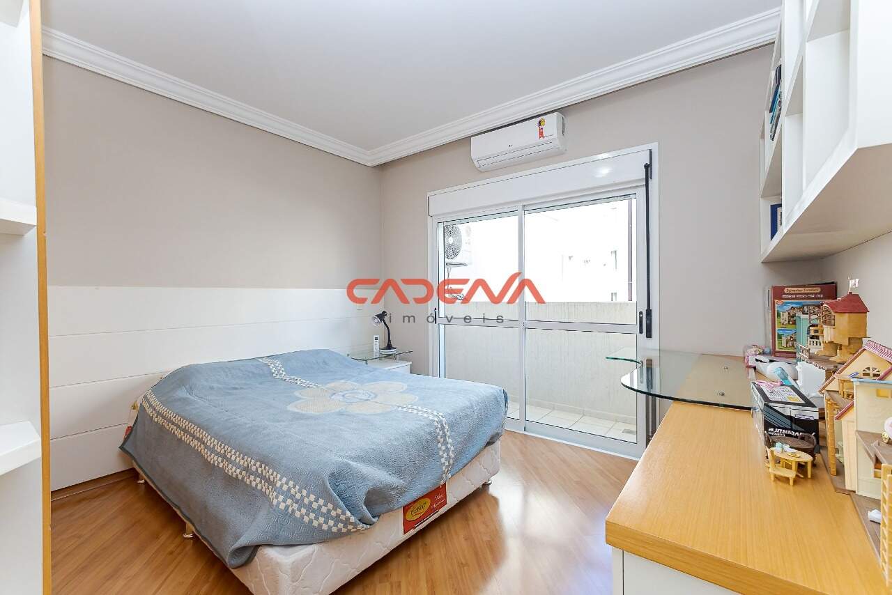Casa à venda no Ahu: 