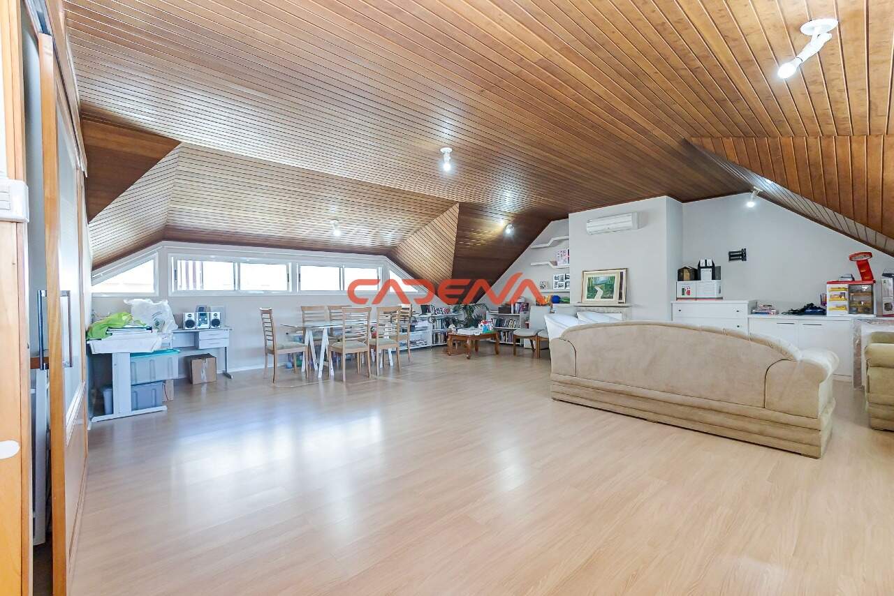 Casa à venda no Ahu: 