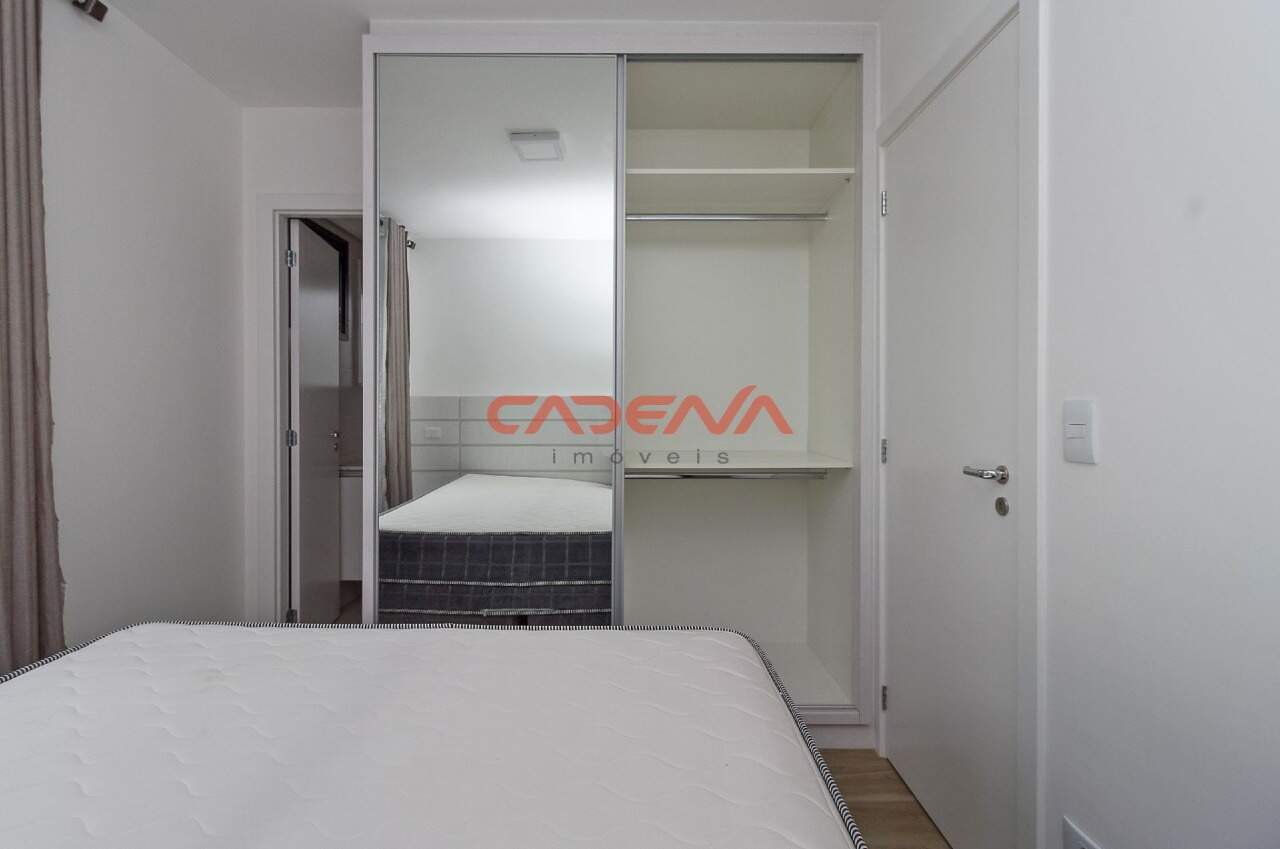 Apartamento à venda no Mercês: 