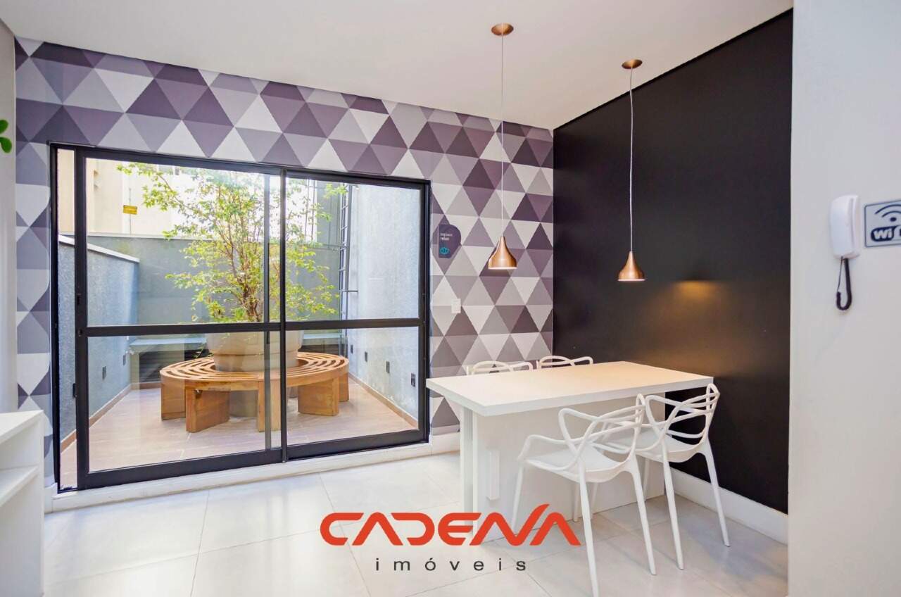 Apartamento à venda no Mercês: 
