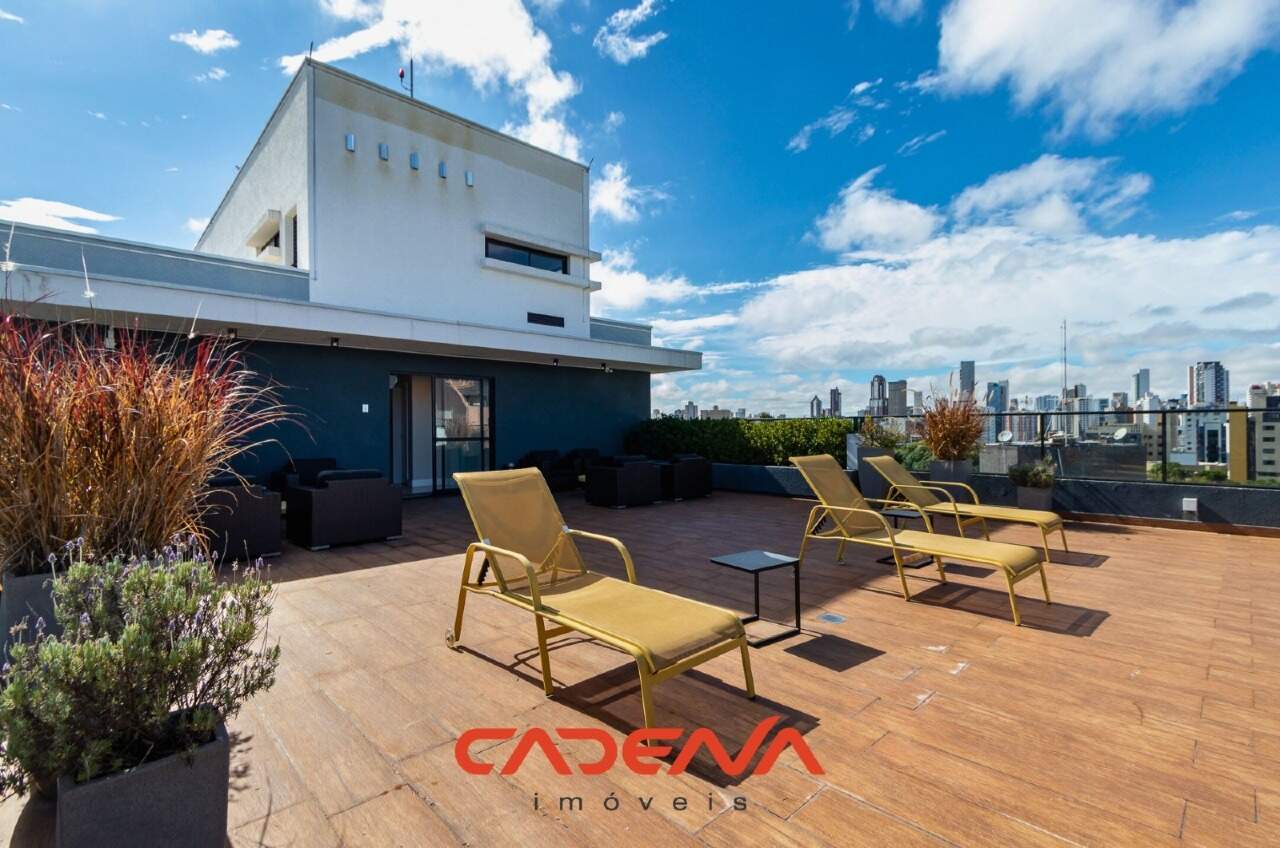 Apartamento à venda no Mercês: 