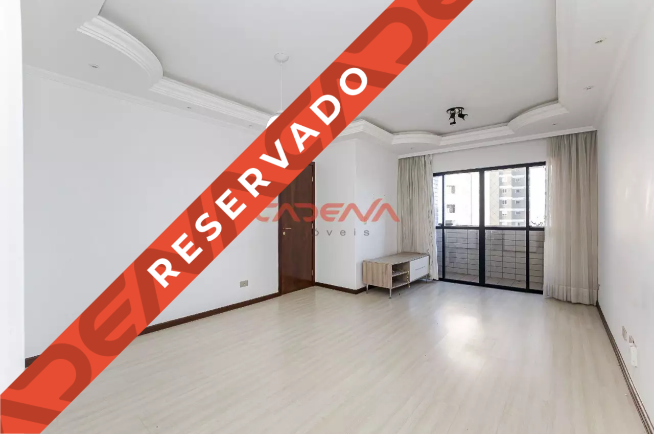 Apartamento à venda no Cabral: 