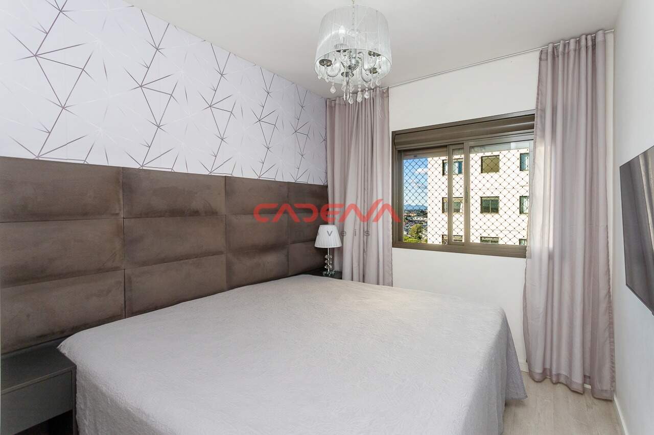 Apartamento à venda no Capão Raso: 