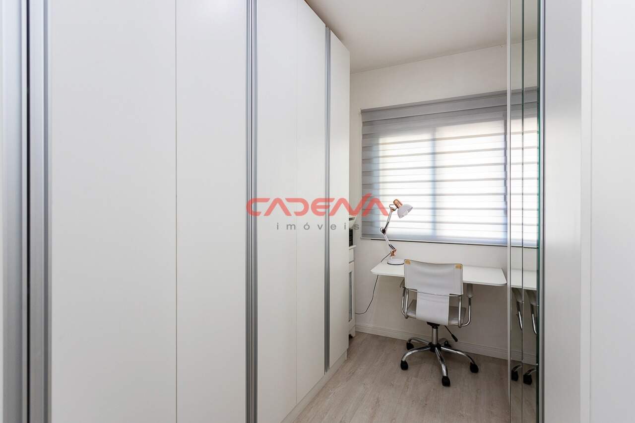 Apartamento à venda no Capão Raso: 