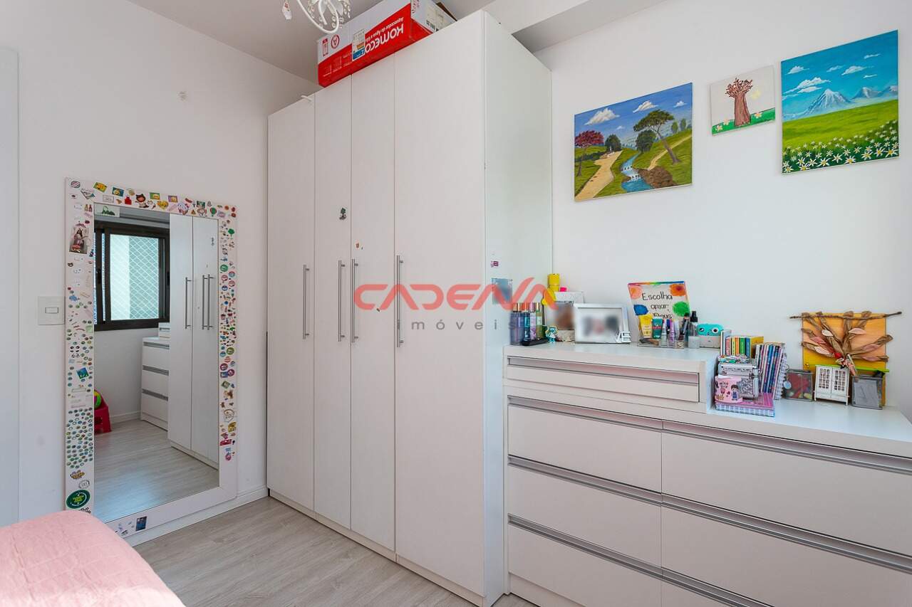 Apartamento à venda no Capão Raso: 