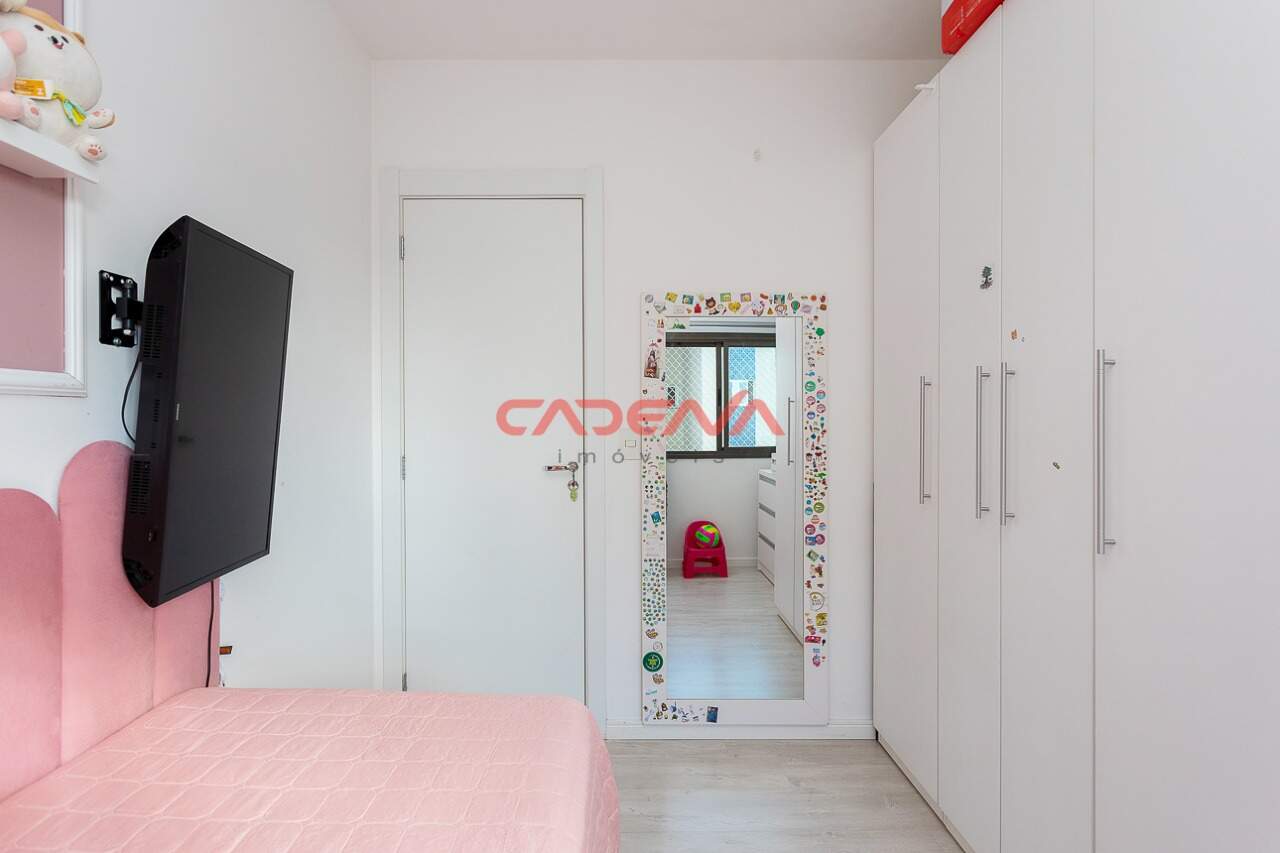 Apartamento à venda no Capão Raso: 