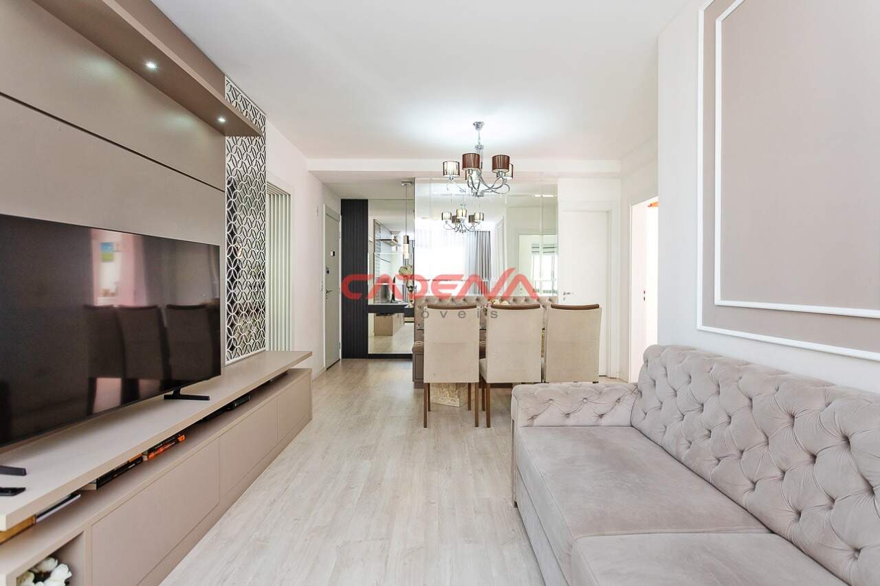 Apartamento à venda no Capão Raso: 