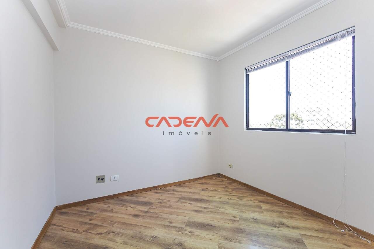 Apartamento à venda no Bacacheri: