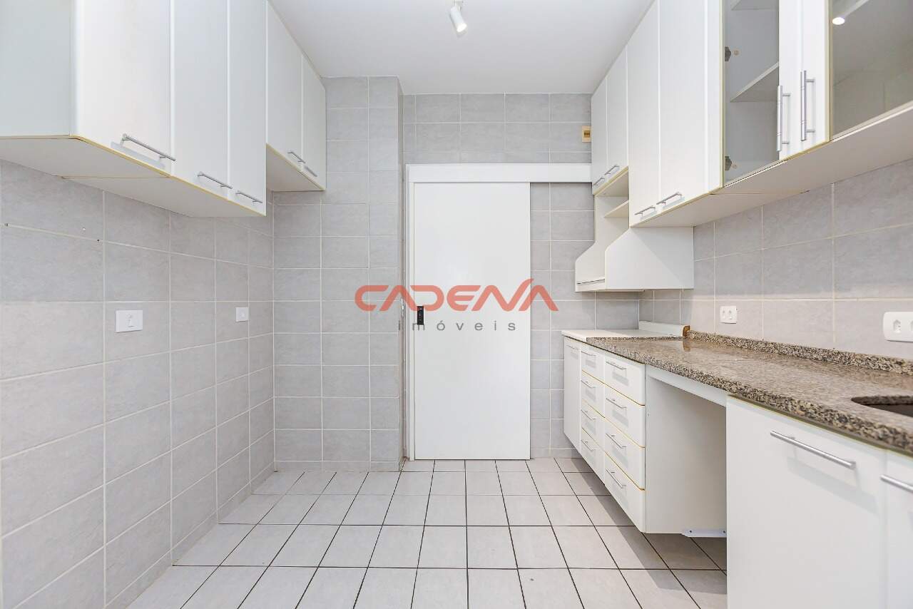 Apartamento à venda no Cabral: