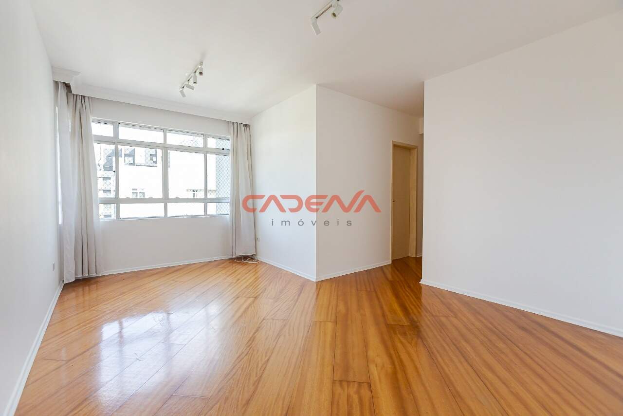 Apartamento à venda no Cabral: