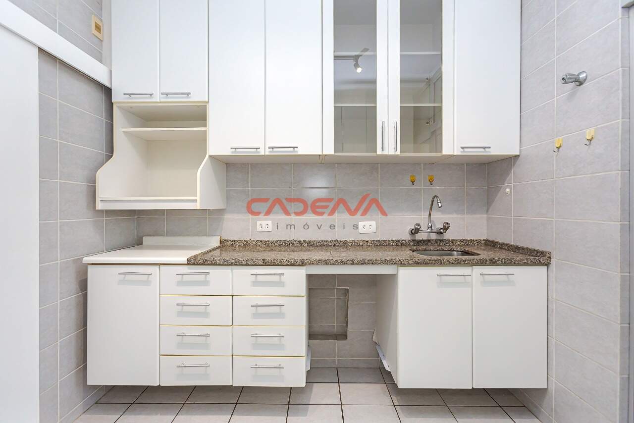 Apartamento à venda no Cabral: