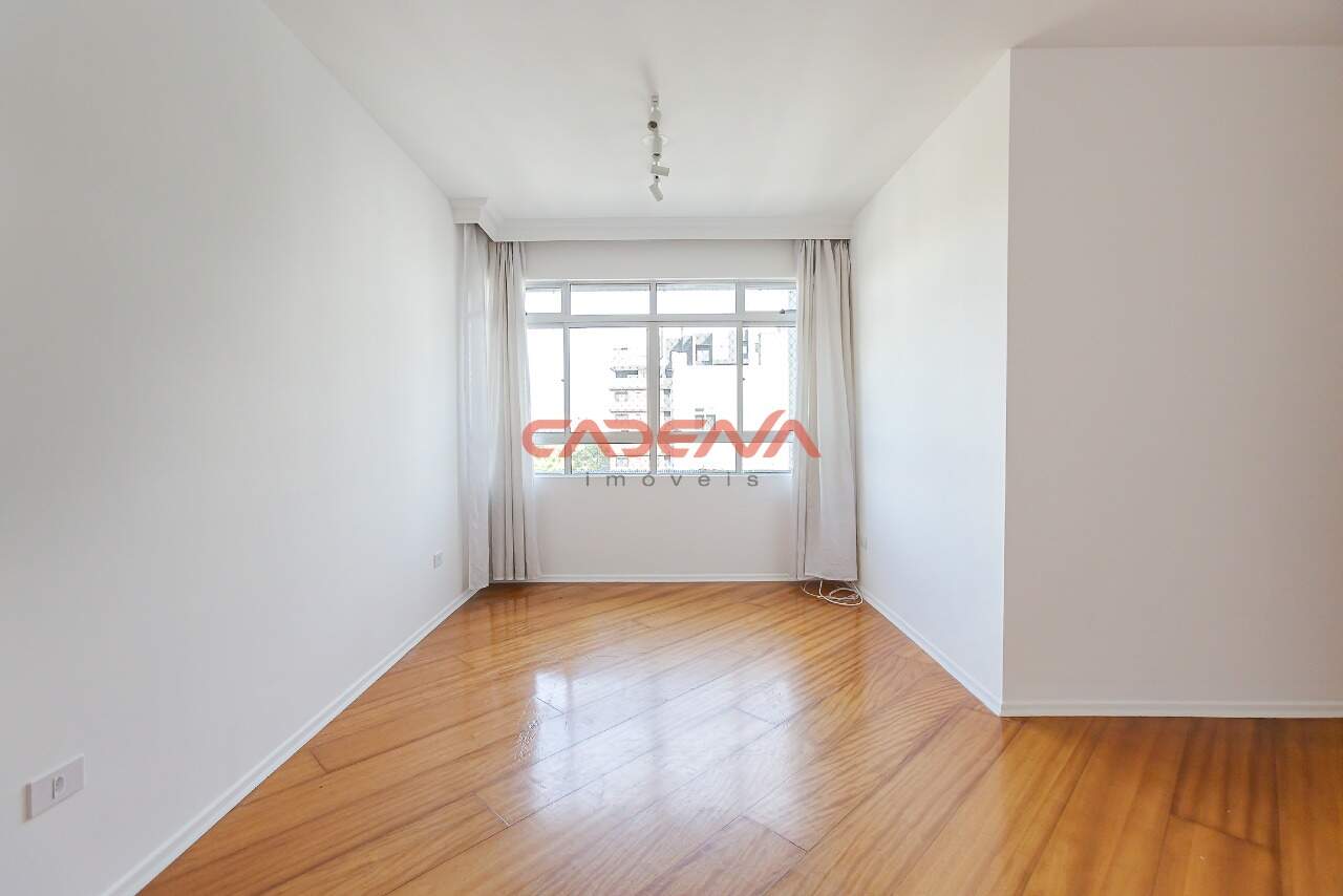 Apartamento à venda no Cabral: