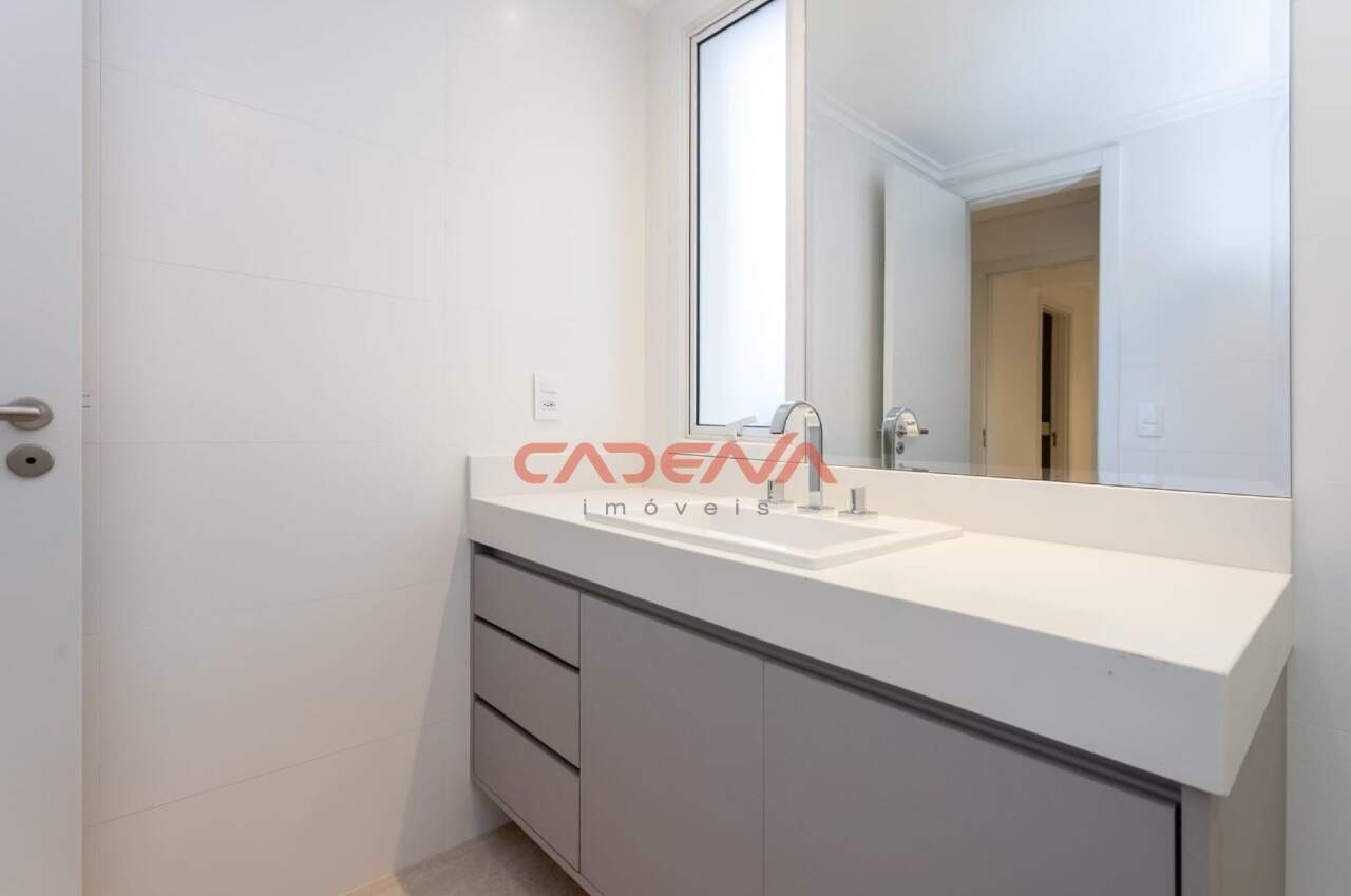 Apartamento para aluguel no Água Verde: 