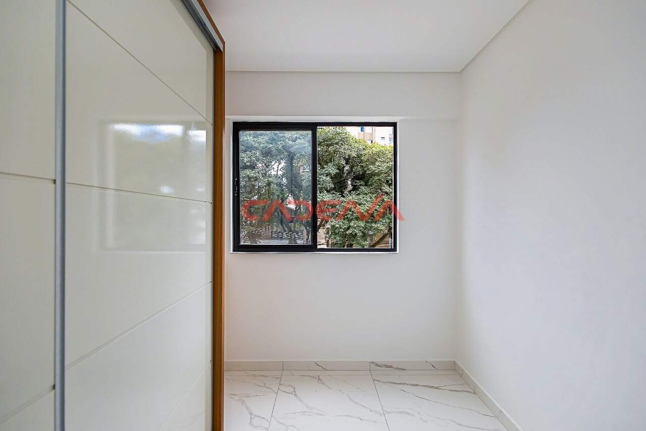 Apartamento à venda no Portão: 
