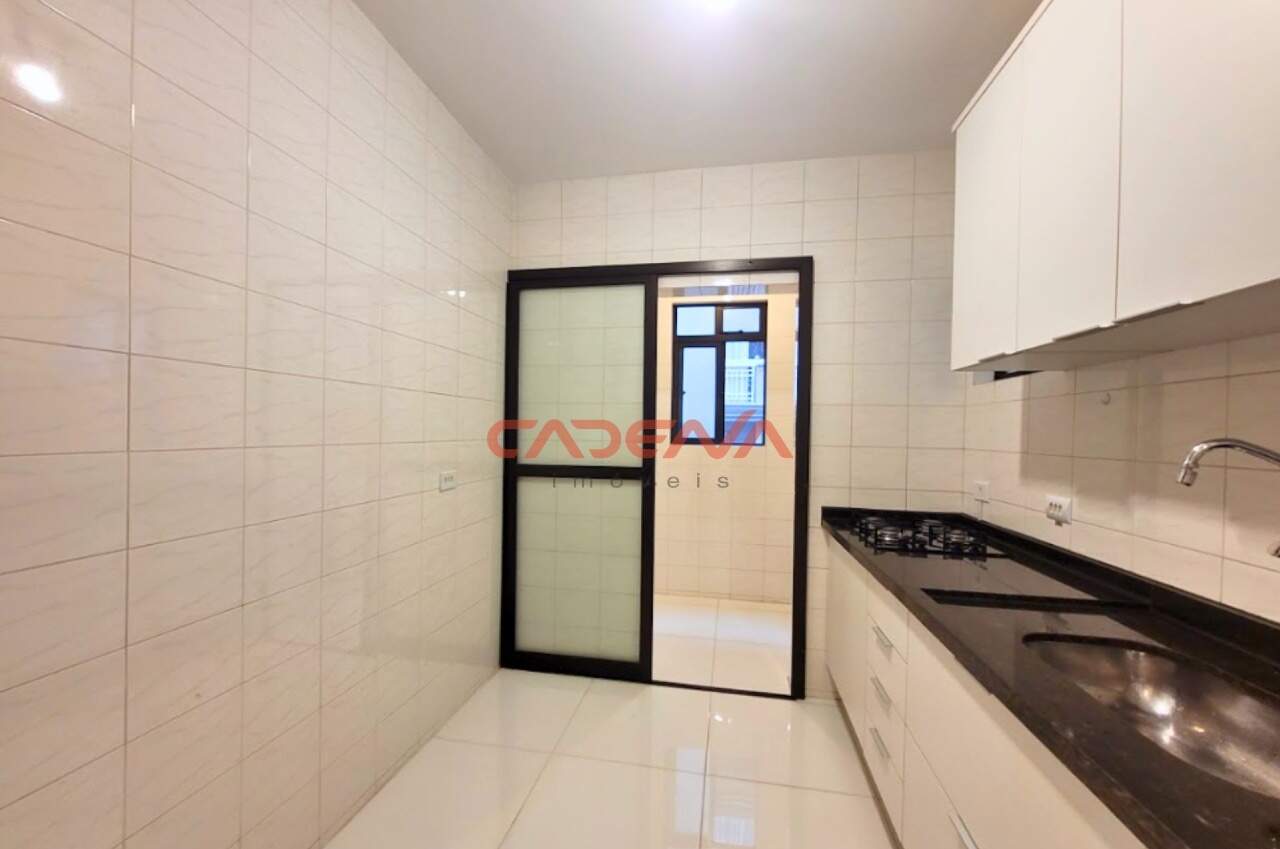 Apartamento para aluguel no Centro Cívico:
