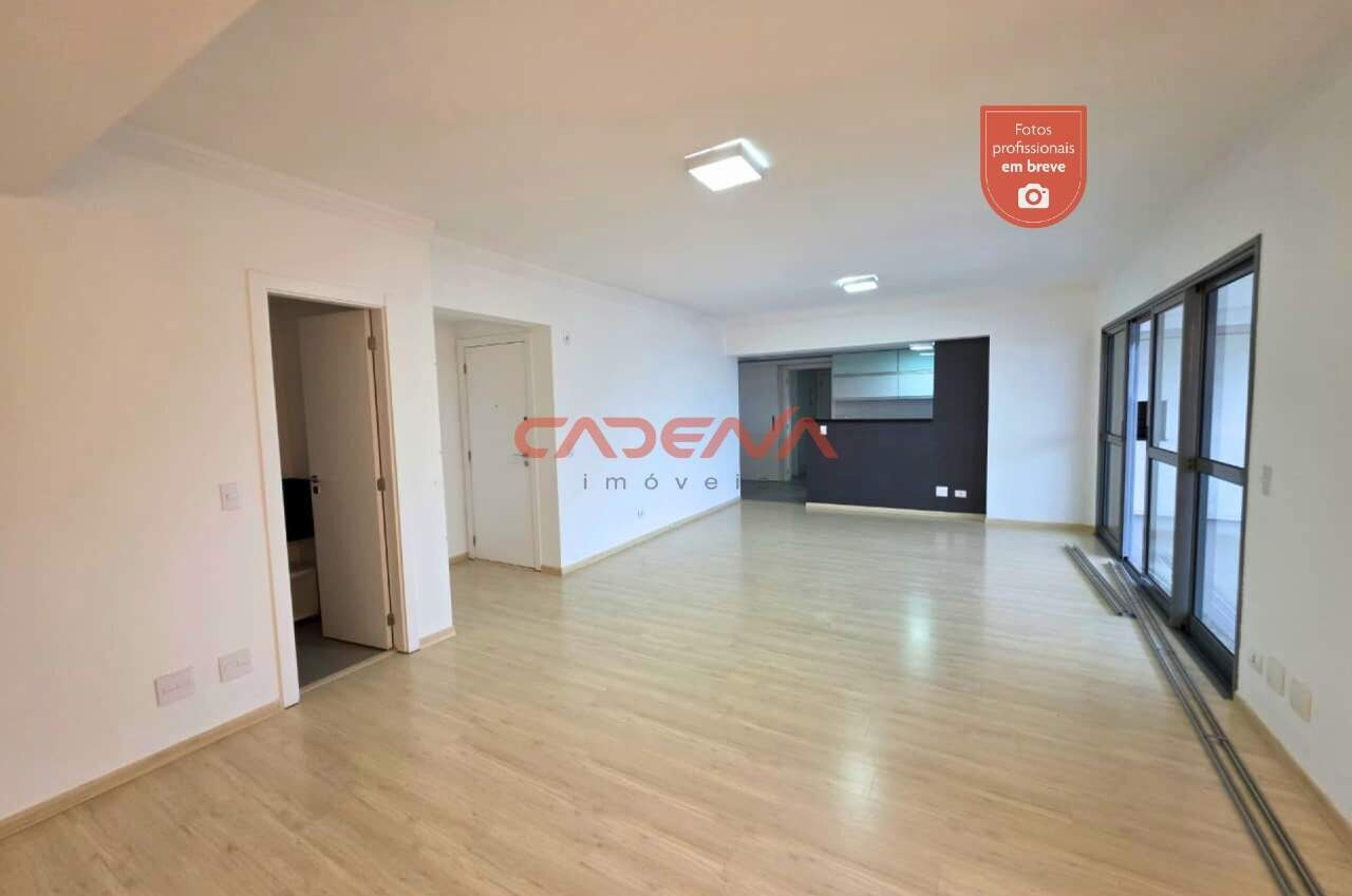 Apartamento para aluguel no Batel: 