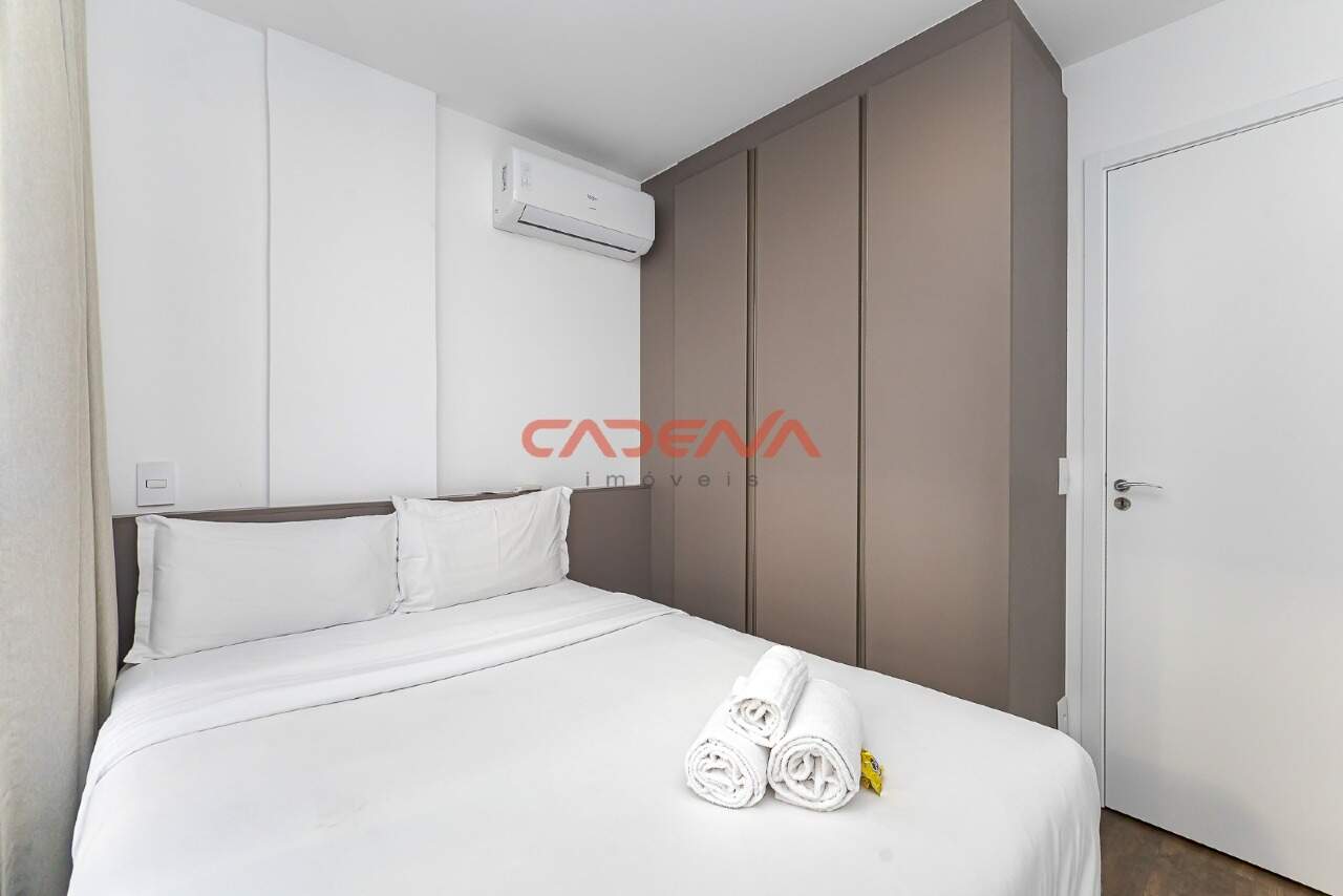 Apartamento para aluguel no Alto da Glória: 