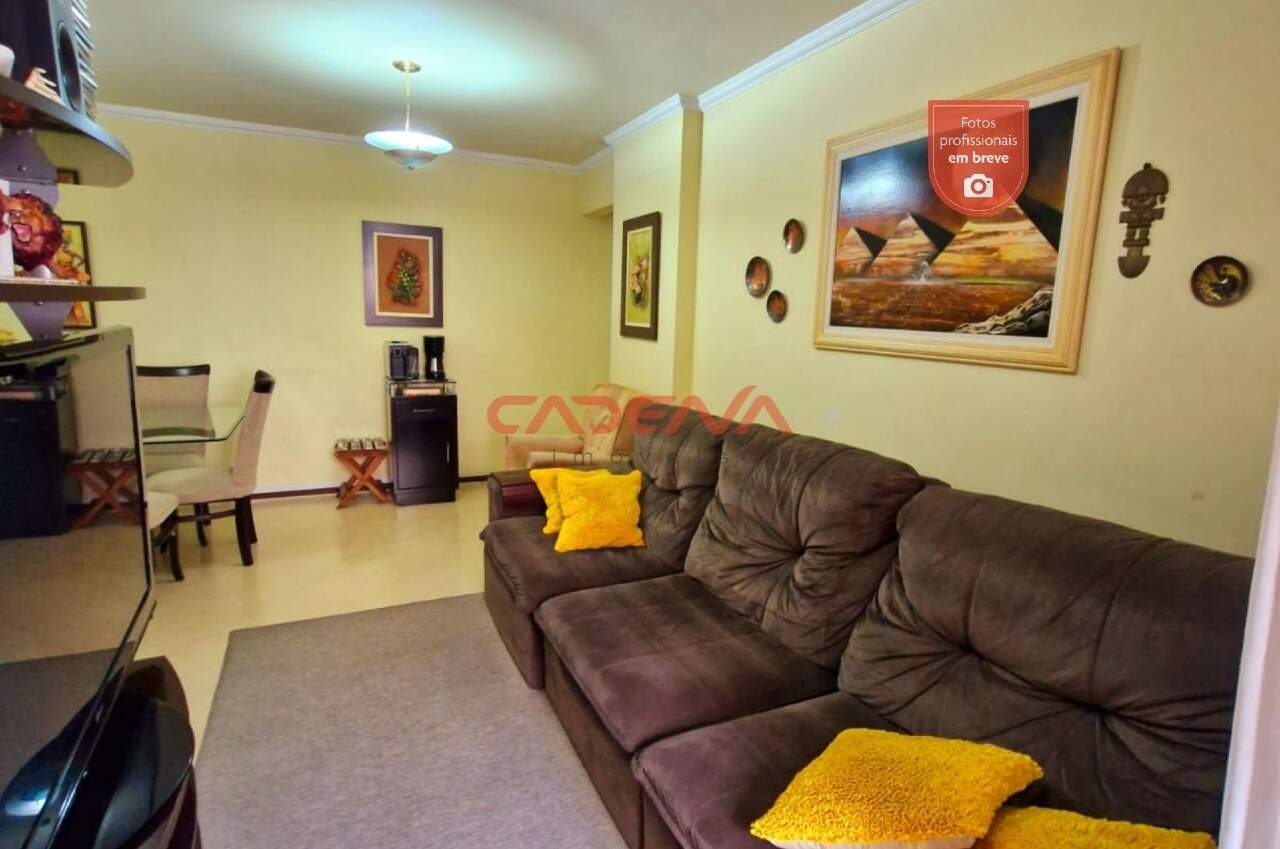 Apartamento à venda no Cabral: 