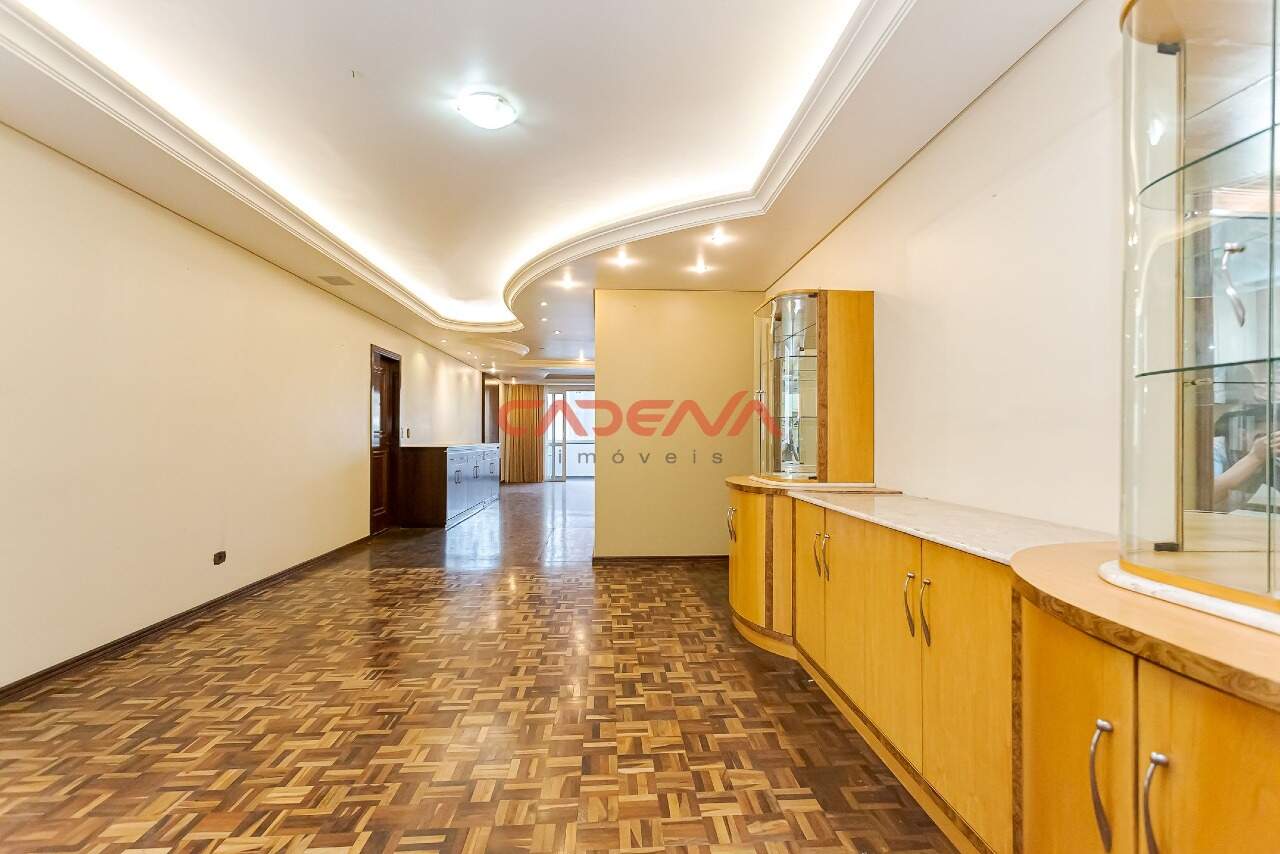 Apartamento à venda no Batel: