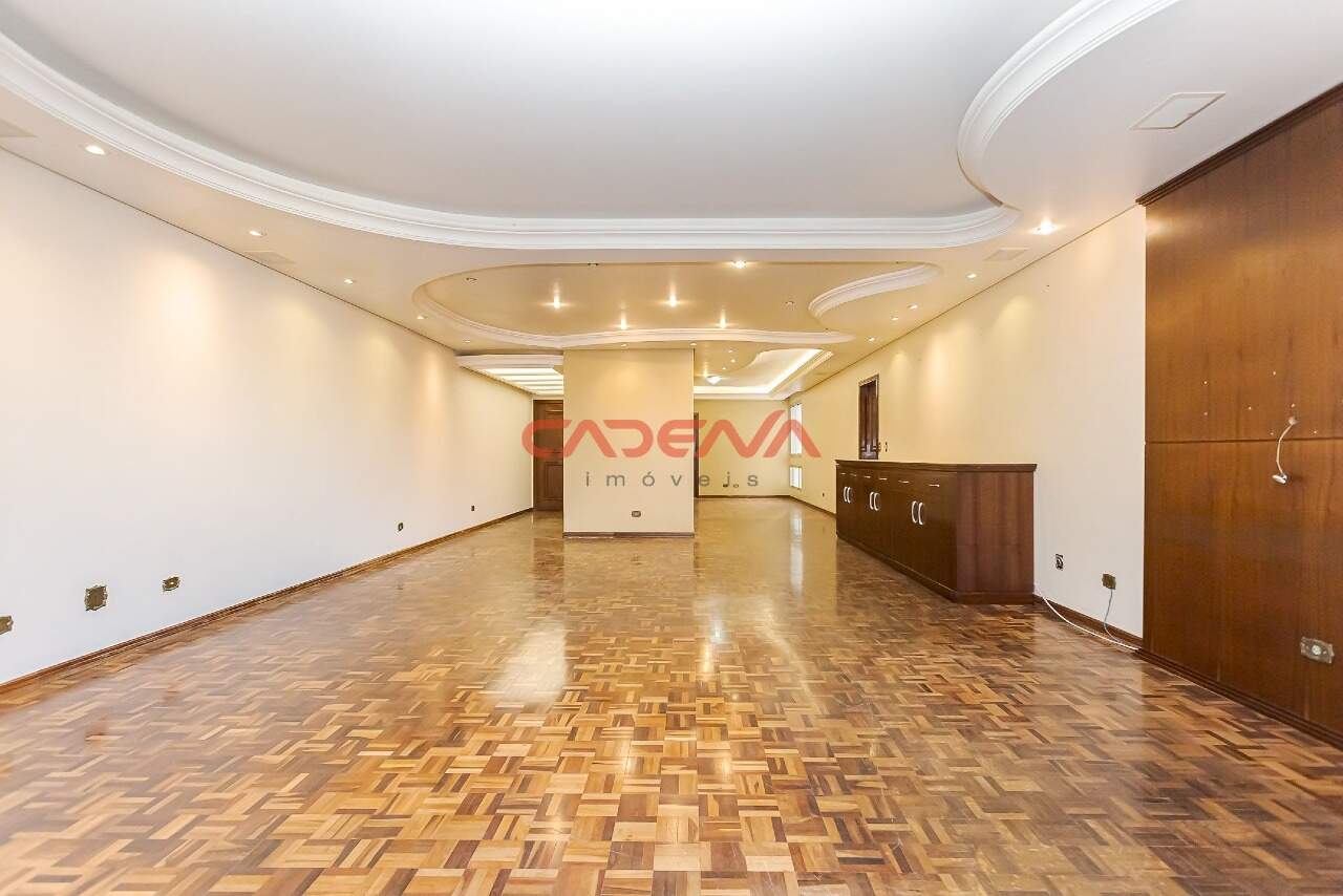 Apartamento à venda no Batel: