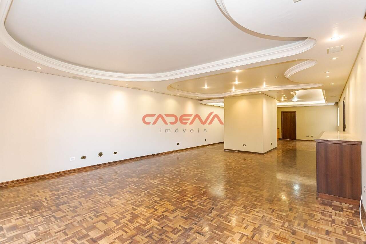 Apartamento à venda no Batel: