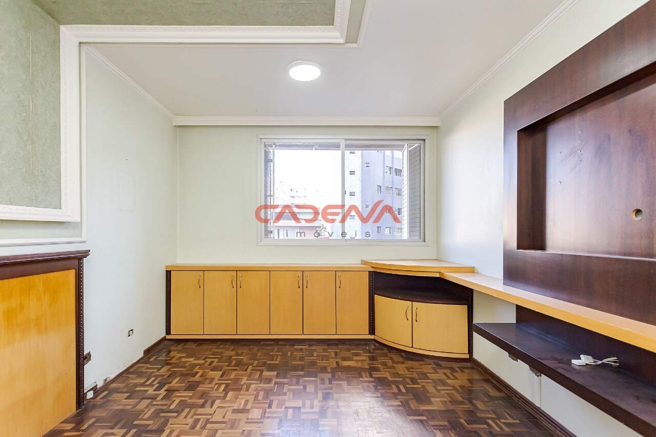 Apartamento à venda no Batel:
