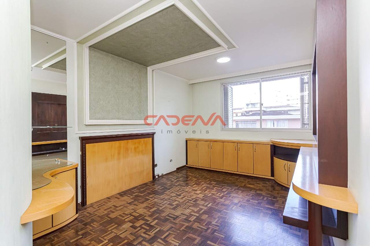 Apartamento à venda no Batel: