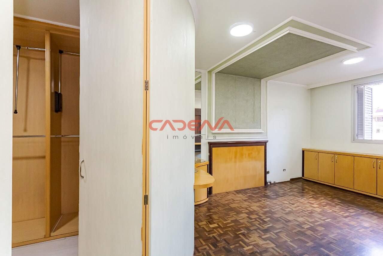 Apartamento à venda no Batel: