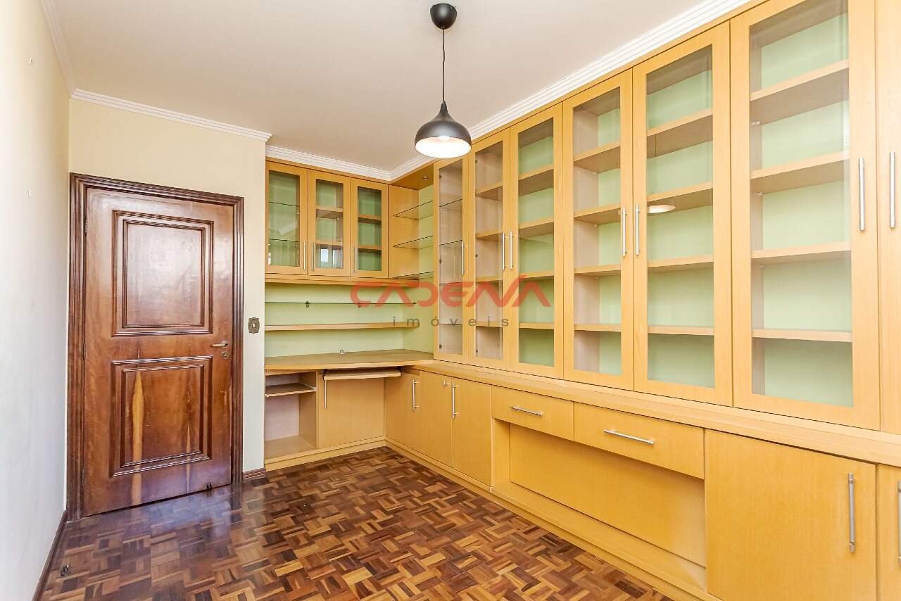 Apartamento à venda no Batel: